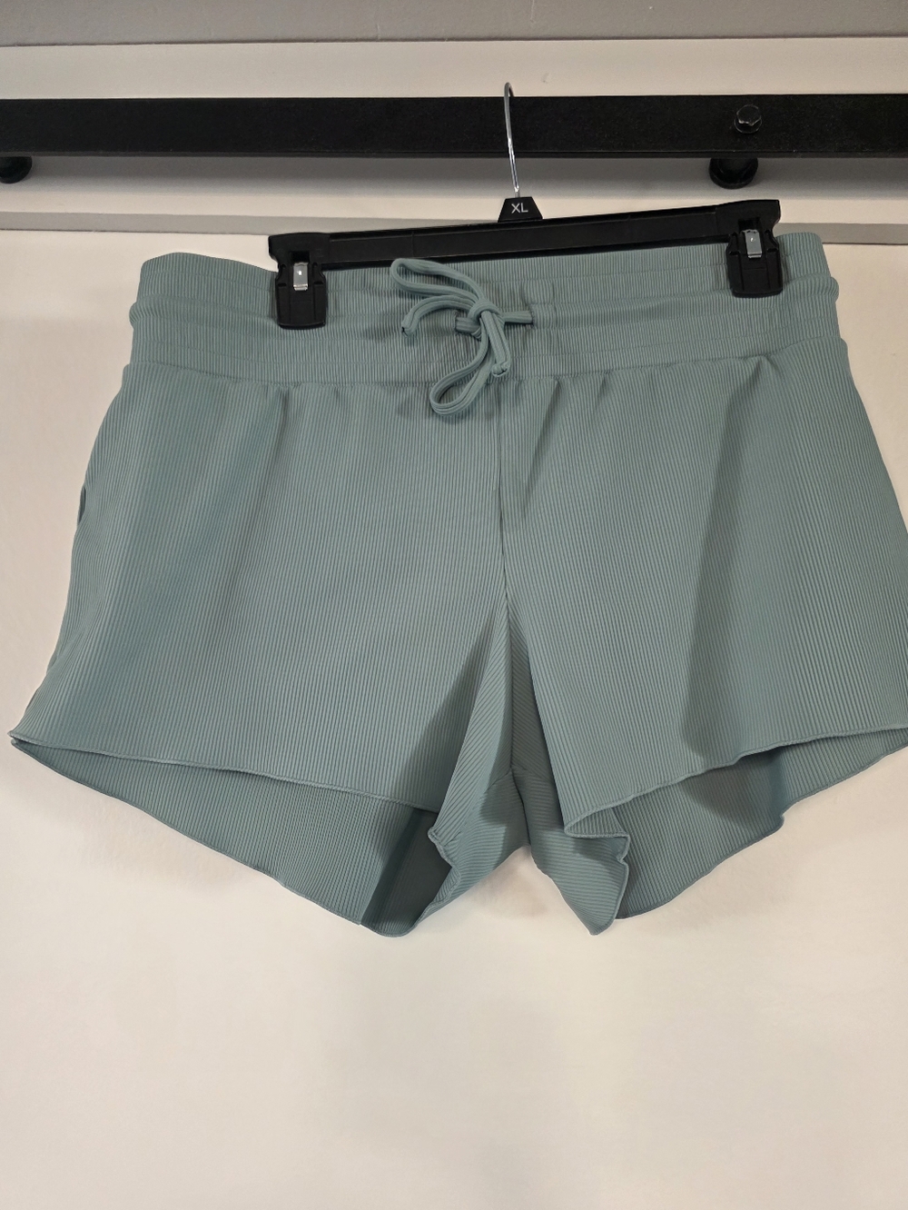 NWT Salty Crew Beach Break Shorts